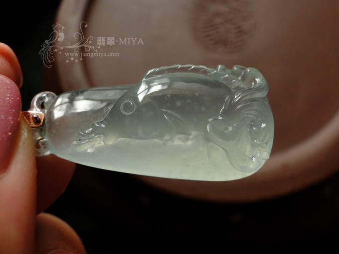 咪雅翡翠