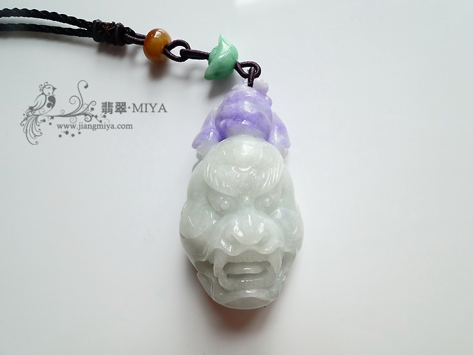 翡翠手玩件，翡翠把玩件