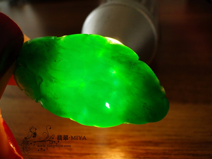 收藏级别翡翠绿荷叶