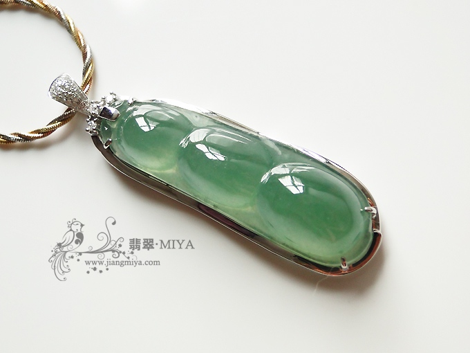 高冰水润翡翠豆子