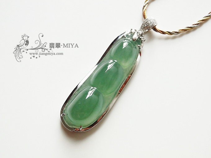 高冰水润翡翠豆子