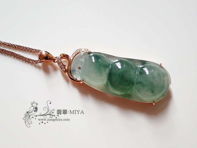 天然A货冰种飘花翡翠四季豆吊坠