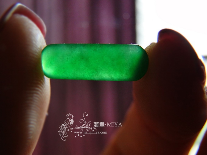 绿马鞍戒面