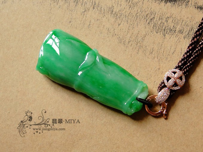 细糯种飘阳绿翡翠节节高升