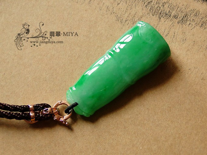细糯种飘阳绿翡翠节节高升