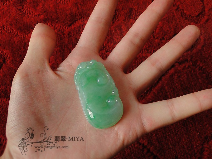 果冻质感冰种浅绿大如意