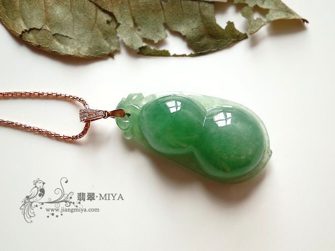 冰种饱满可爱豆荚