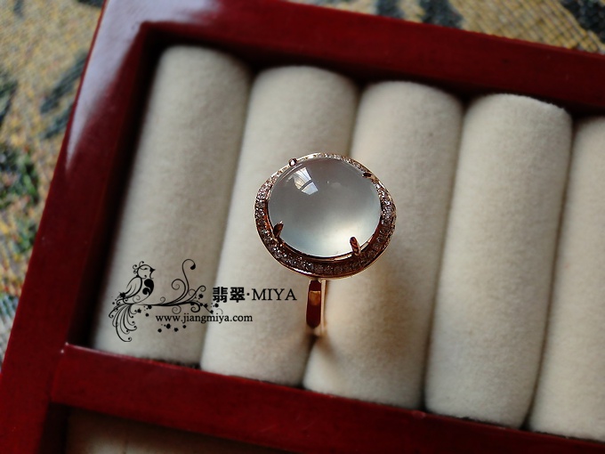 冰蛋戒指