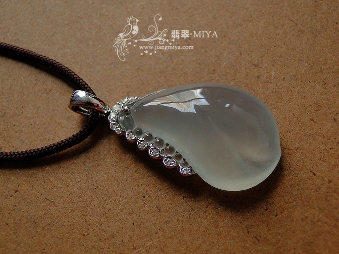 冰种完美干净水润瓜瓜