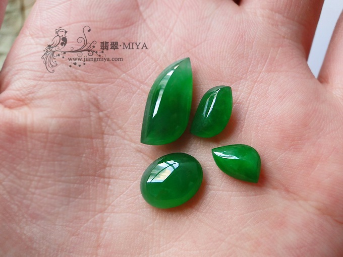 一手绿蛋面