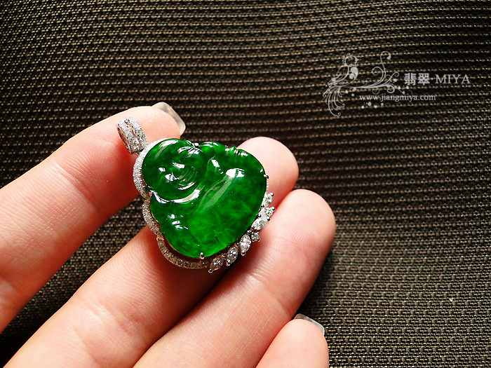 老坑玻璃种绿水薄片翡翠佛公