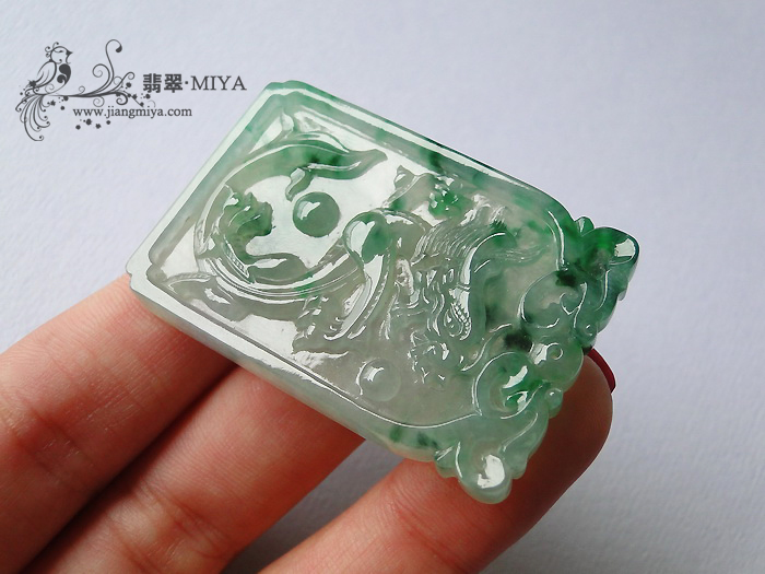 翡翠绿珠链，挂件等