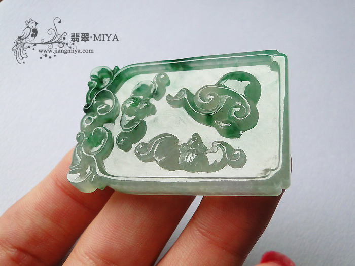 翡翠绿珠链，挂件等