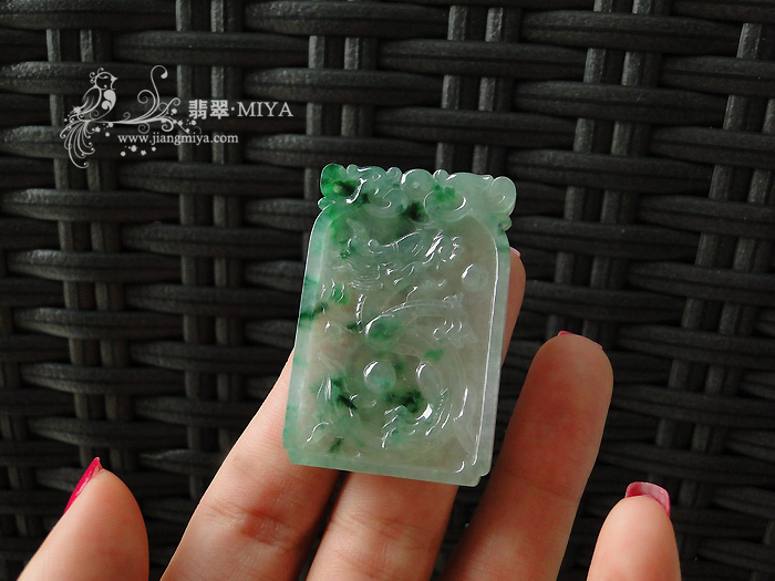 翡翠绿珠链，挂件等