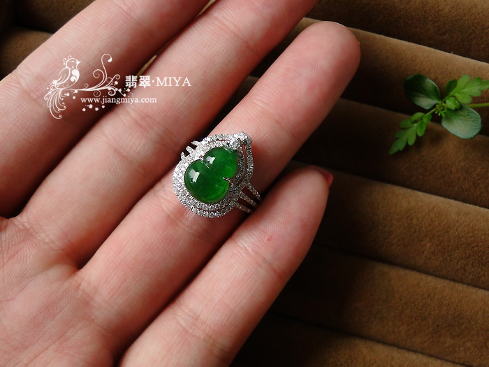 收藏级有种有色的翠翠们