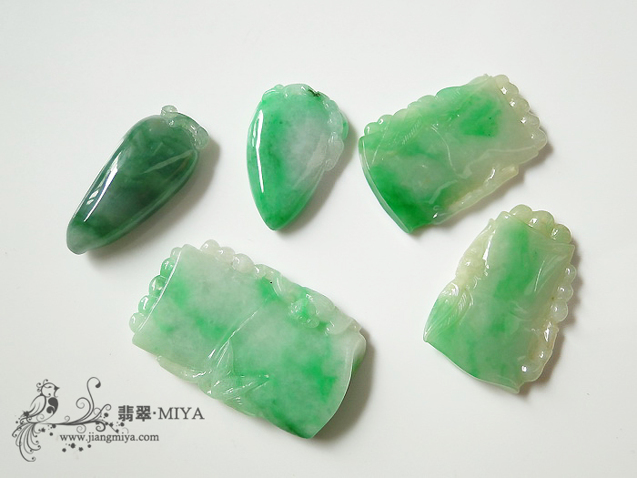 5件超级小挂坠