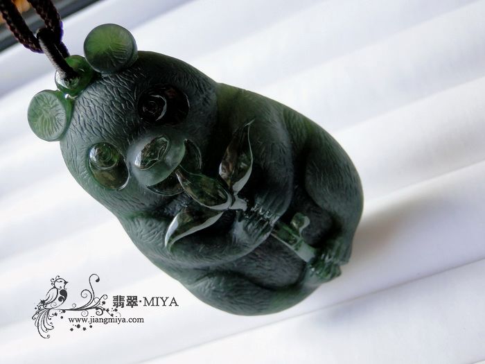 翡翠熊猫挂坠
