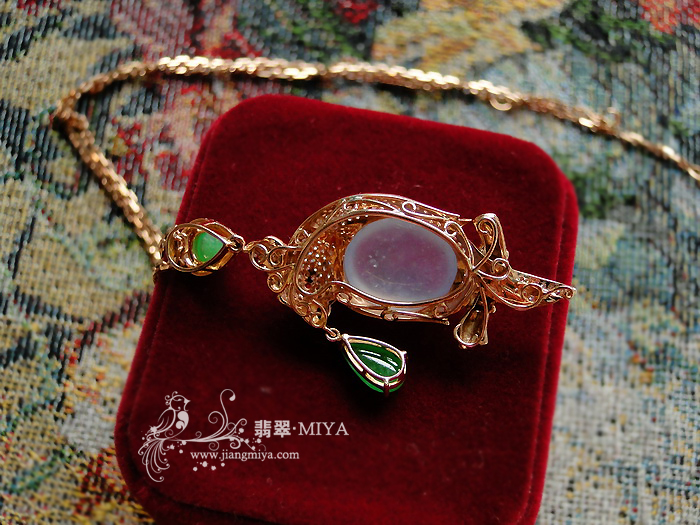 设计款鹦鹉挂坠