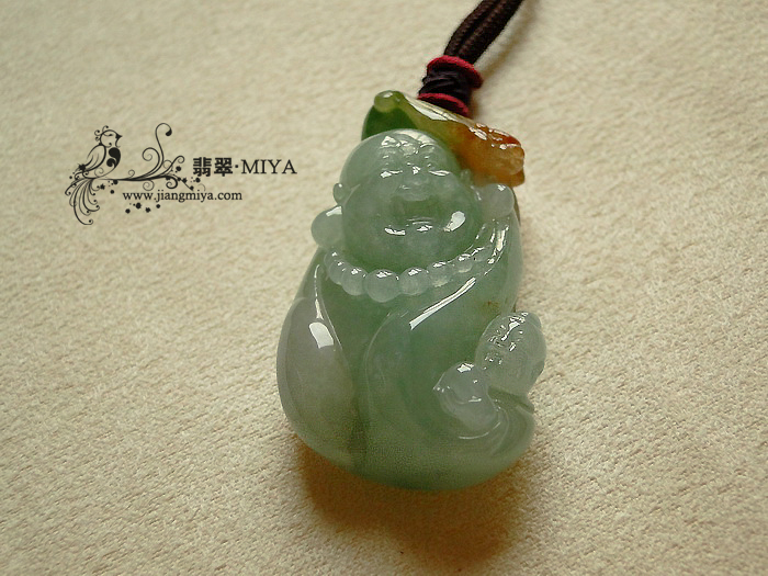 冰糯种俏色三彩笑佛童子挂坠