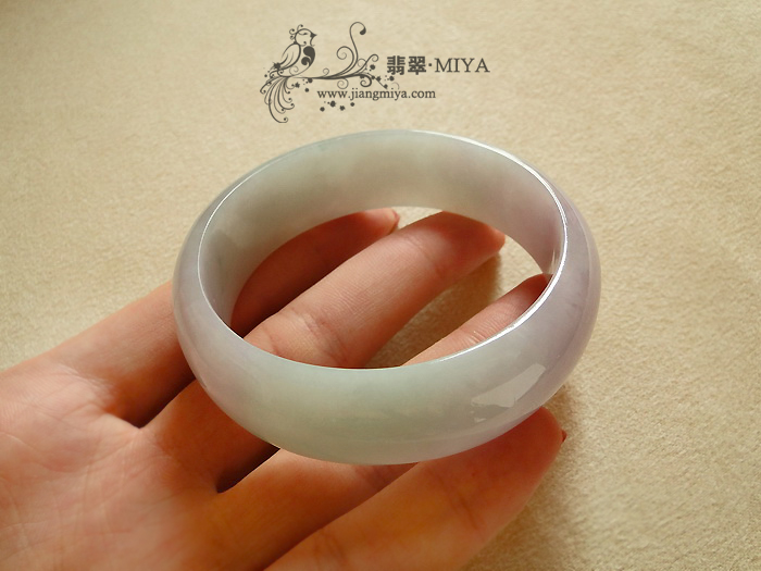 超值冰糯种淡紫淡绿底翡翠福镯一对
