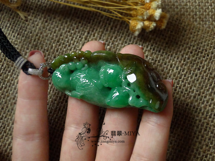 美貌三彩鹦鹉福寿如意挂件