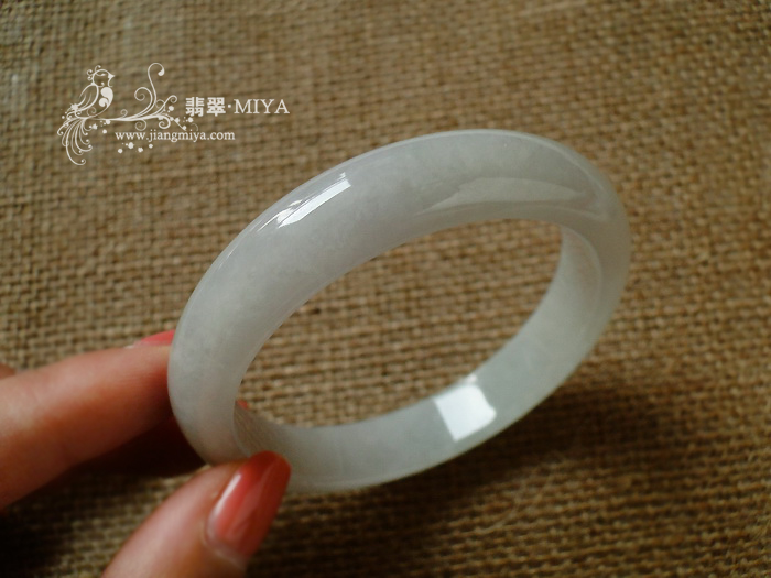 咪雅翡翠