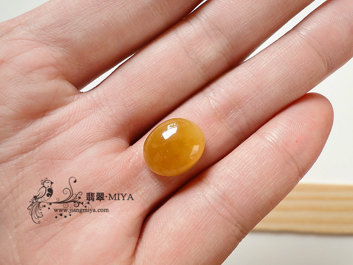 咪雅翡翠