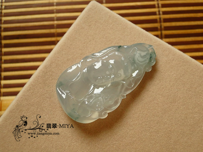 咪雅翡翠