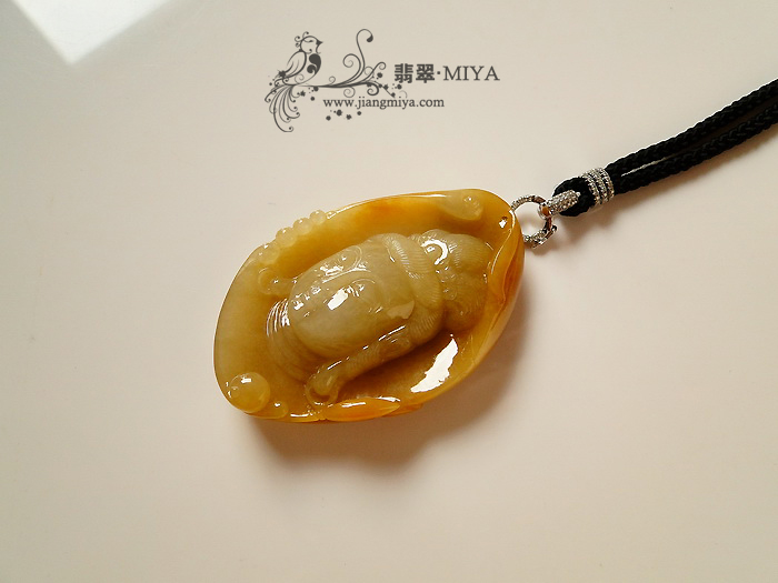 咪雅翡翠