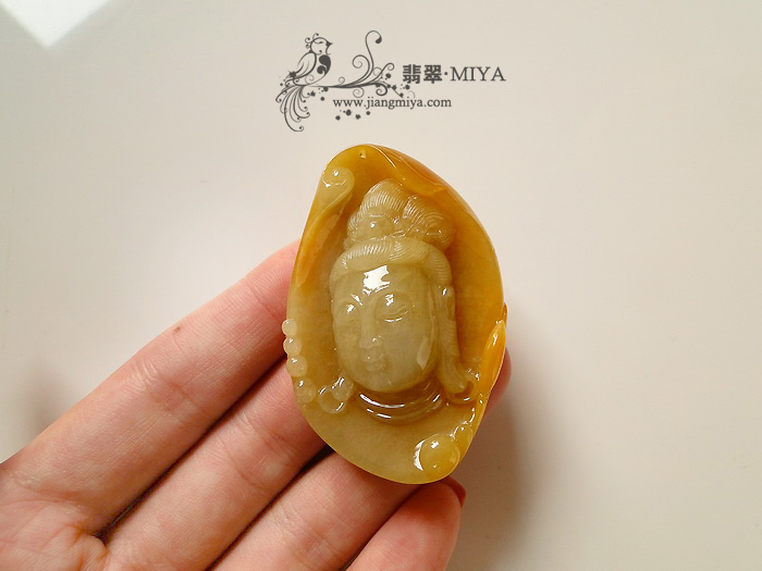 咪雅翡翠