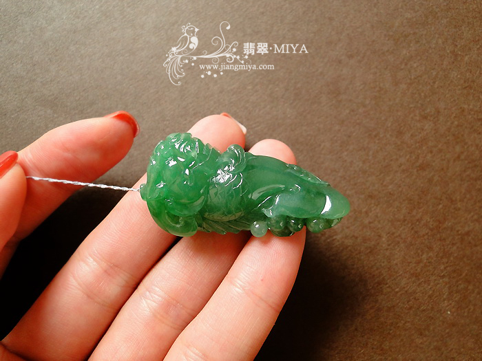 咪雅翡翠