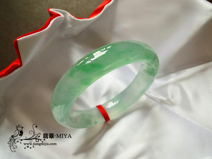 收藏级老坑玻璃种晴水绿美镯