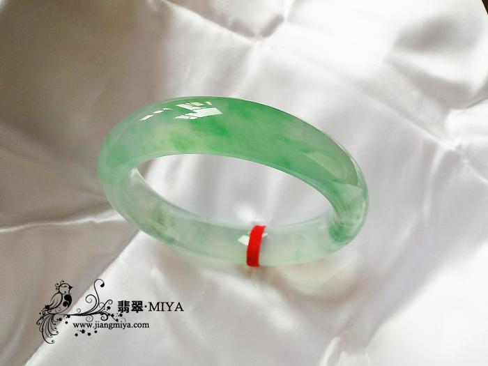 收藏级老坑玻璃种晴水绿美镯