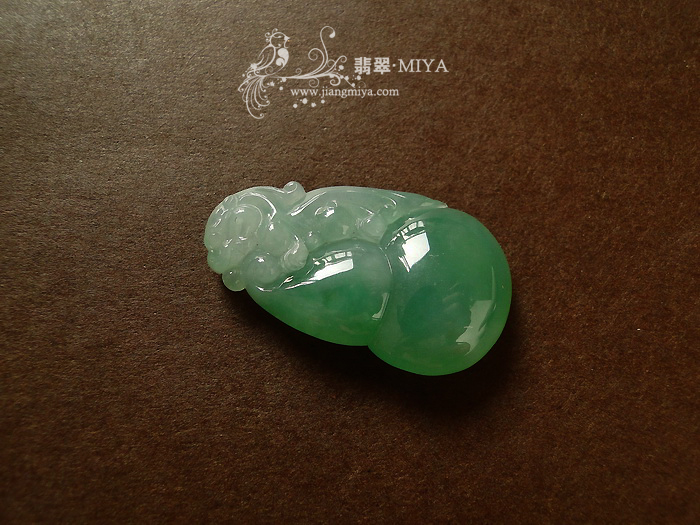 咪雅翡翠