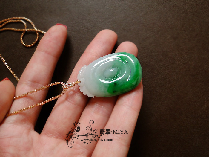 咪雅翡翠