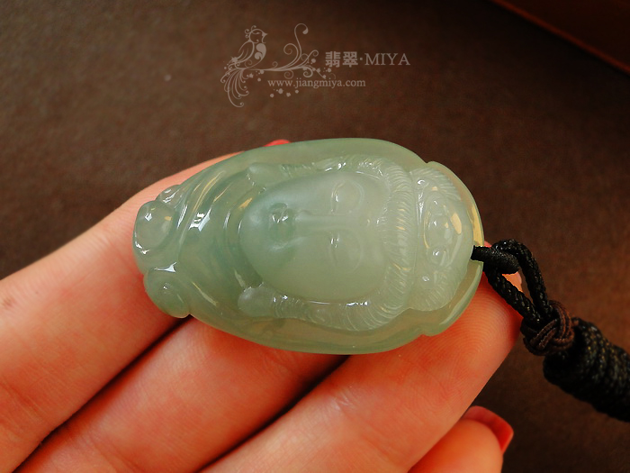 咪雅翡翠