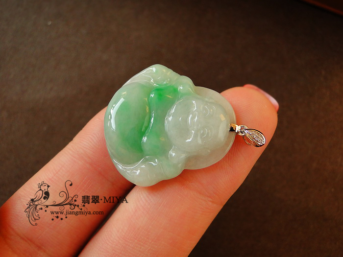 咪雅翡翠