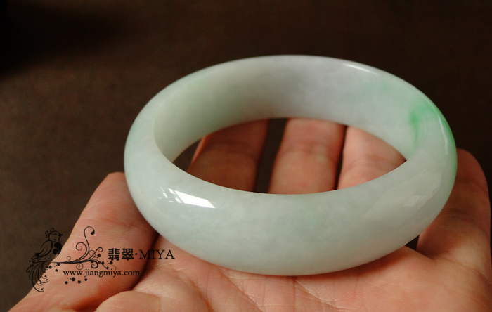 咪雅翡翠