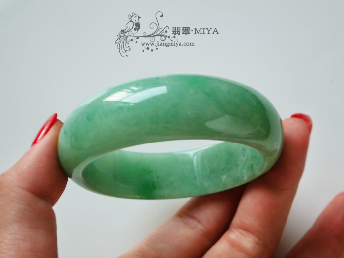 咪雅翡翠