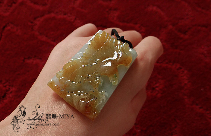 咪雅翡翠