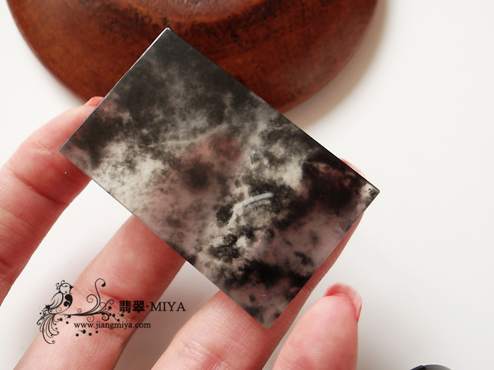 咪雅翡翠