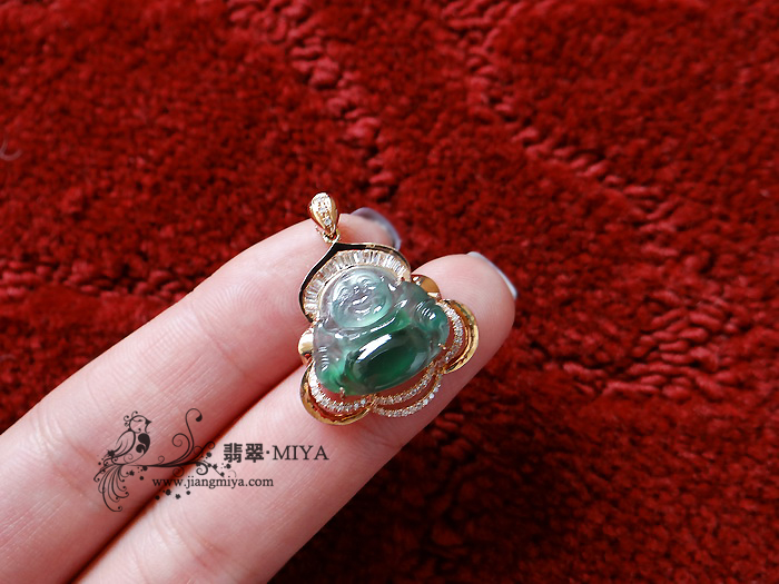 咪雅翡翠