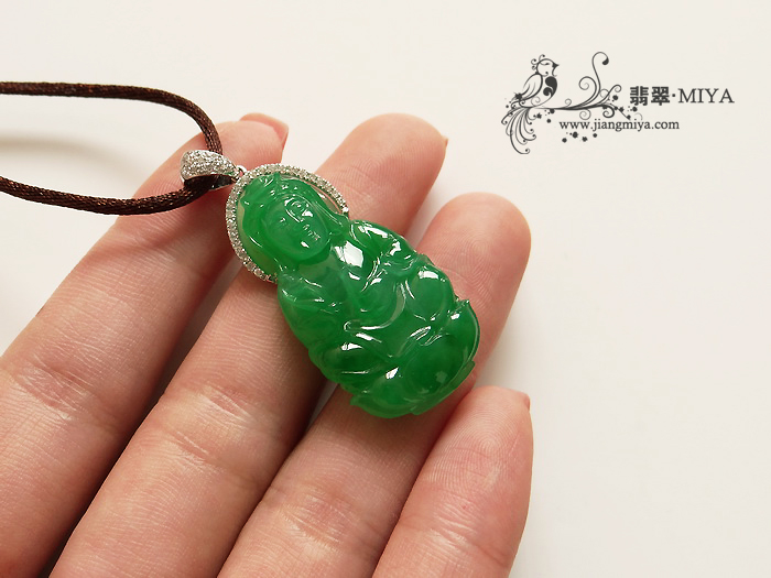 咪雅翡翠
