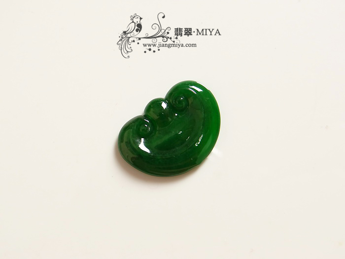 咪雅翡翠