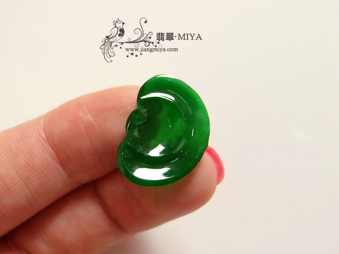 咪雅翡翠