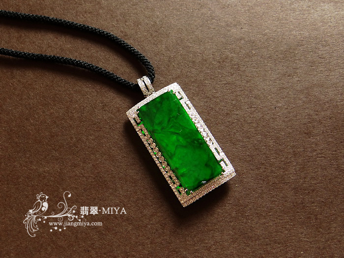 咪雅翡翠