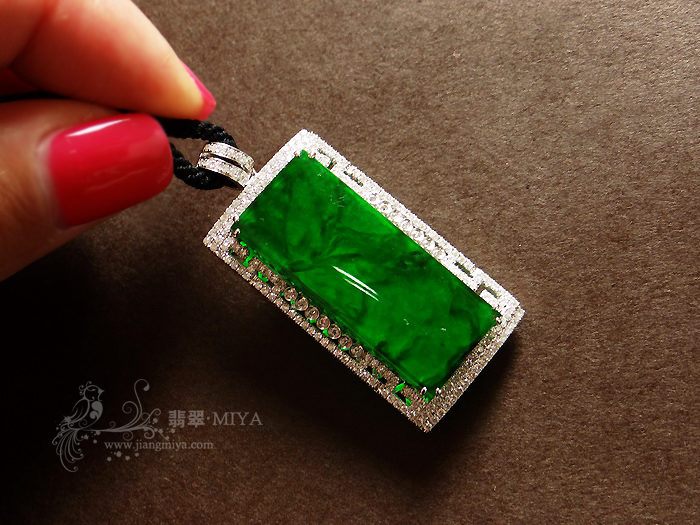 咪雅翡翠