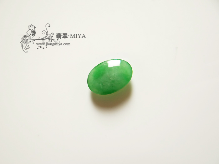 咪雅翡翠