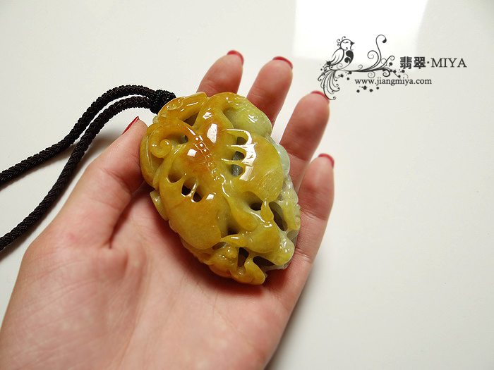 咪雅翡翠