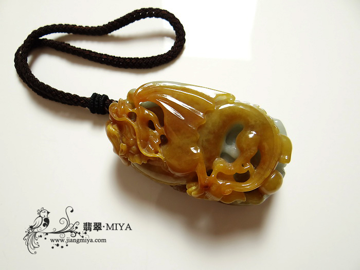 咪雅翡翠